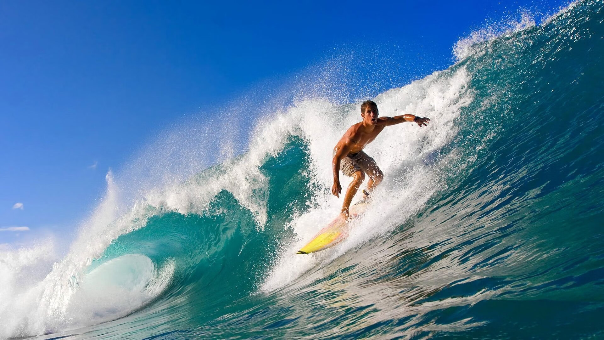 库里狂飙12记三分球，勇士主场大胜湖人